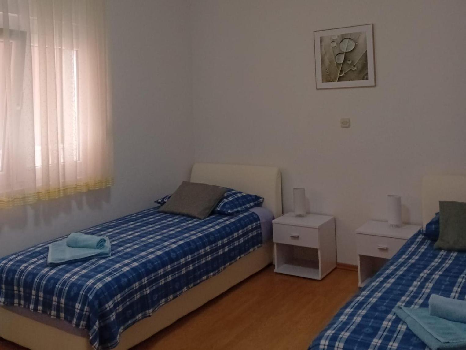 Apartment Plitvice Starigrad Paklenica Exterior photo