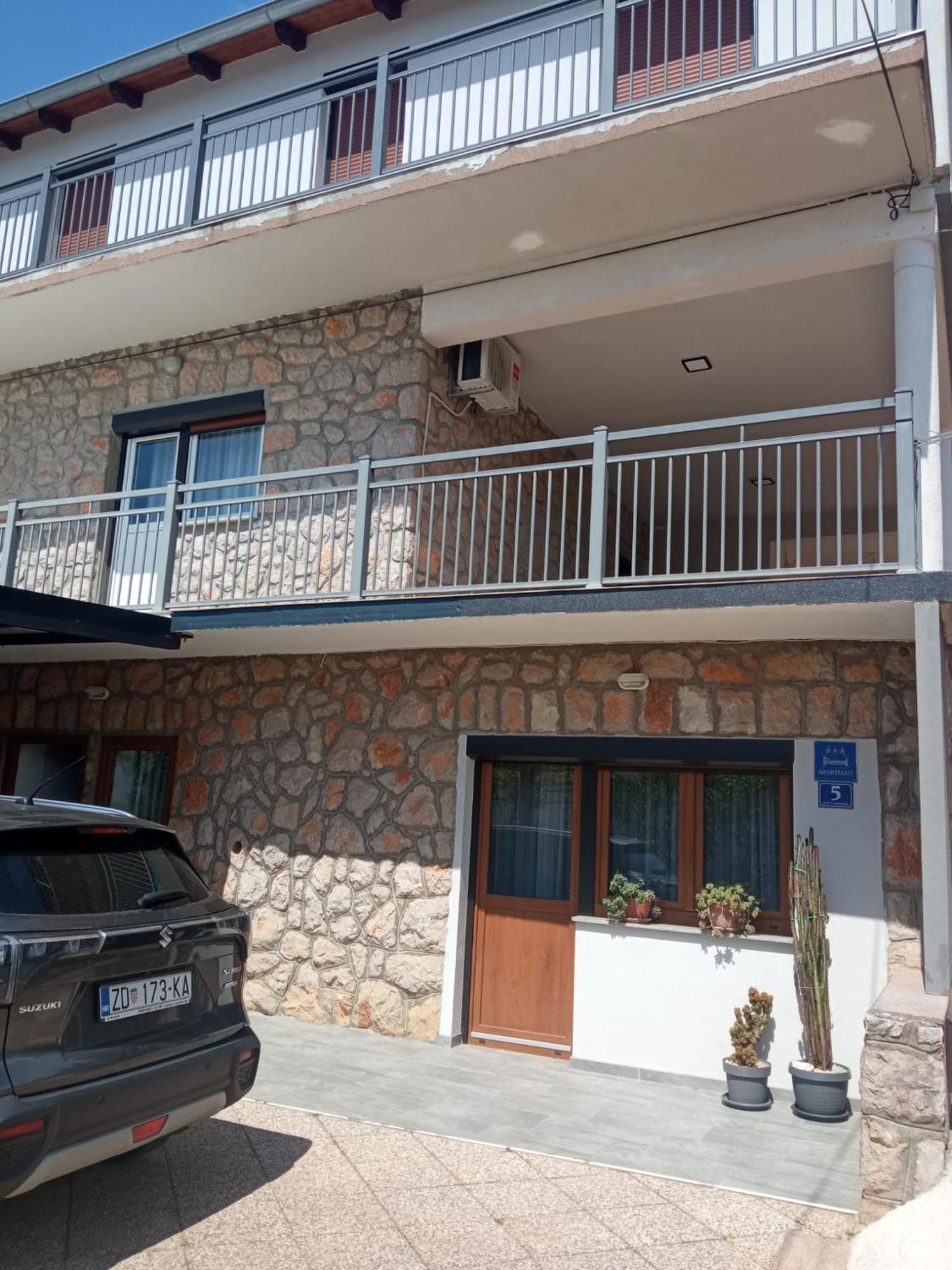 Apartment Plitvice Starigrad Paklenica Exterior photo